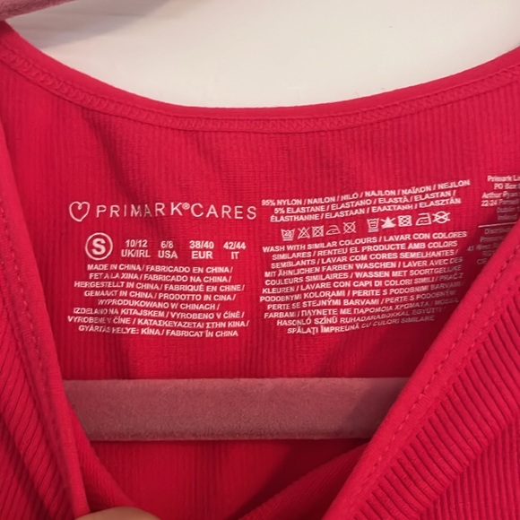 Pink crop top - Picture 2 of 2